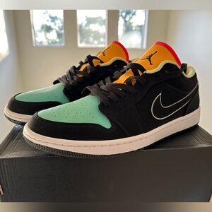 NIKE JORDAN 1 LOW SE - BLACK/BLACK - AURORA GREEN - SIZE 10.5 MENS - NEVER WORN